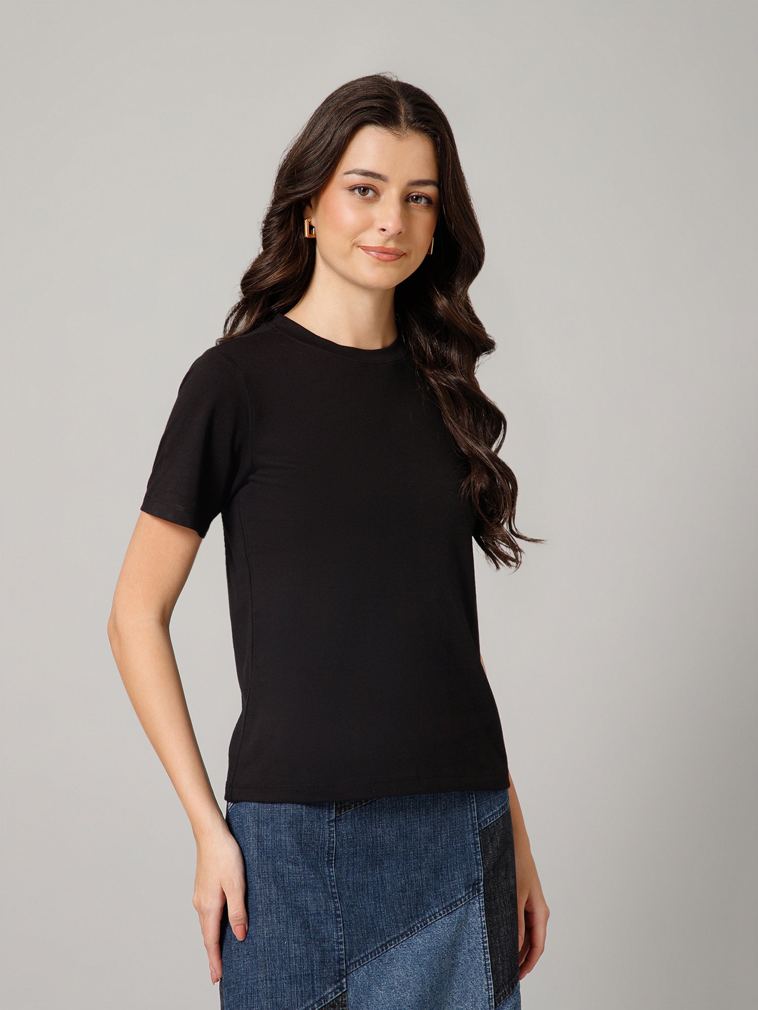 Women’s Premium Solid Black T-Shirt