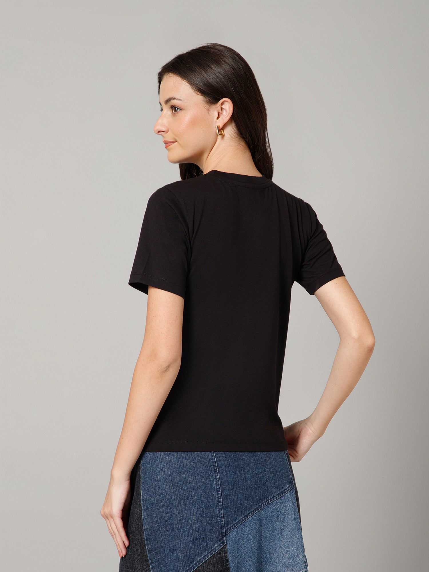 Women’s Premium Solid Black T-Shirt