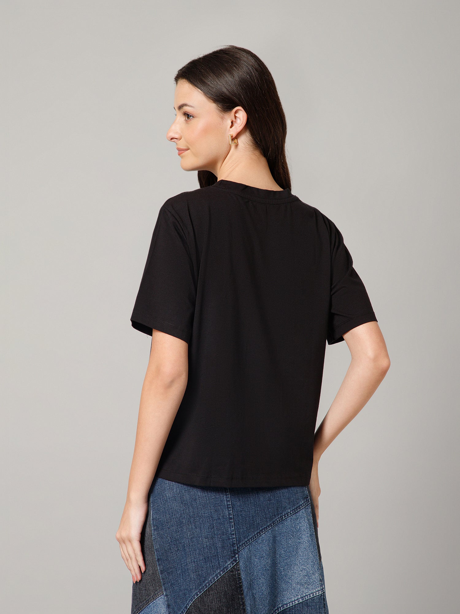 Women’s Premium “Star” Graphic Black T-Shirt